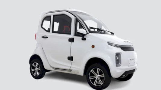 Rks M5 elektrikli otomobil